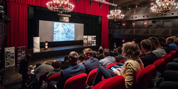 Zdjęcie z konferencji osuwiskowej w Szczawnicy