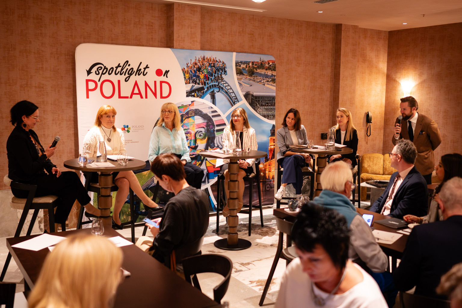 05-spotlight-on-poland-krakow-panel-ekpercki-poland-convention-bureau.jpg
