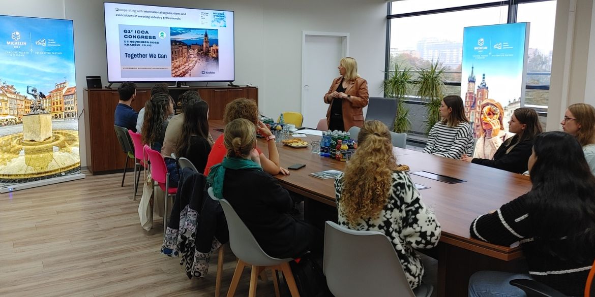 Laboratorium Twórców ze studentami ERASMUS w siedzibie POT w Warszawie