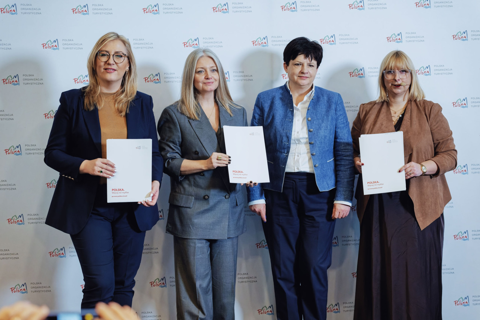 Reaktywacja Narodowego Programu Wsparcia dla Przemysłu Spotkań 00-podpisanie-porozumienia-PLLLOT-SKKP-POT-PCB.jpg