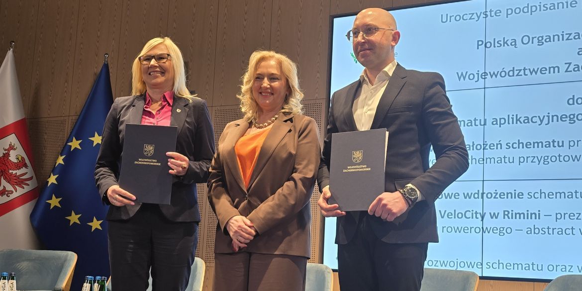 Polska stawia na wspólny standard danych rowerowych. POT i Województwo Zachodniopomorskie podpisały strategiczne porozumienie