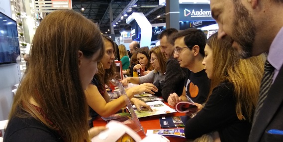 Polskie stoisko na targach FITUR w Madrycie