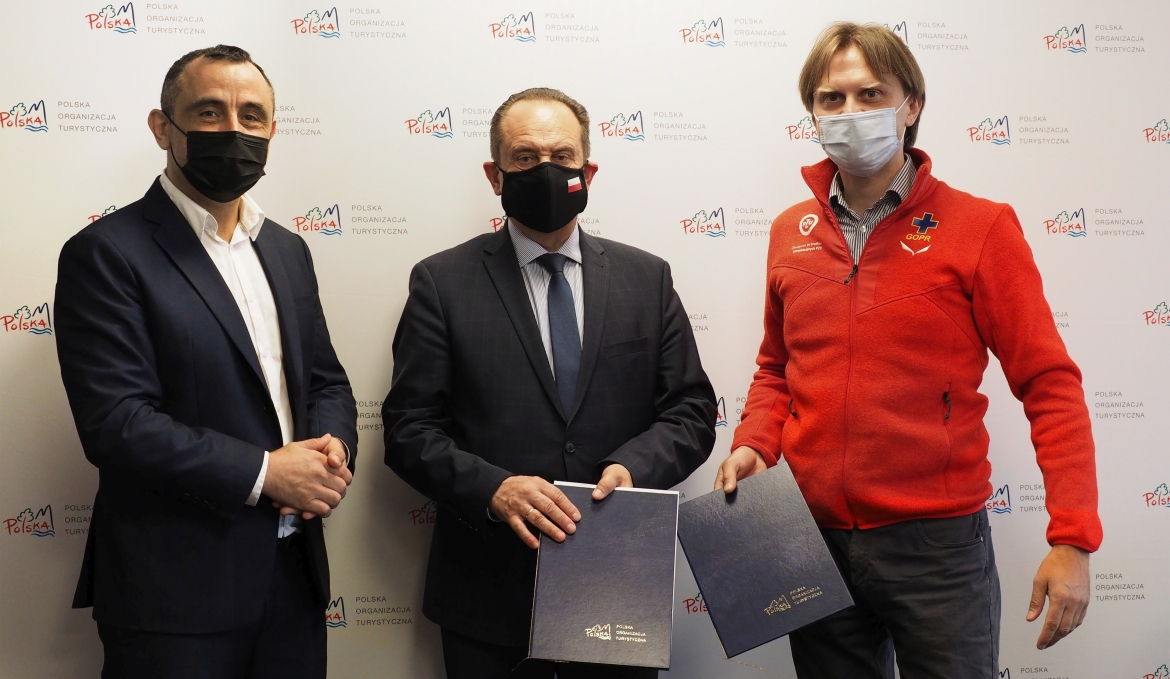 Prezes POT Rafał Szlachta, minister Andrzej Gut-Mostowy, prezes GOPR Roman Dziedzic