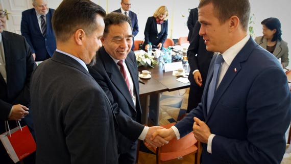 China’s Congress representatives visit Poland 