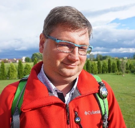 dr hab. Piotr Gryszel