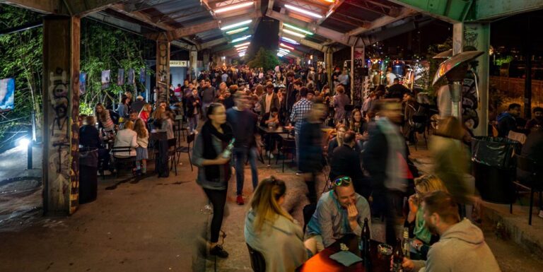 Warszawa_Nocny_Market.jpg