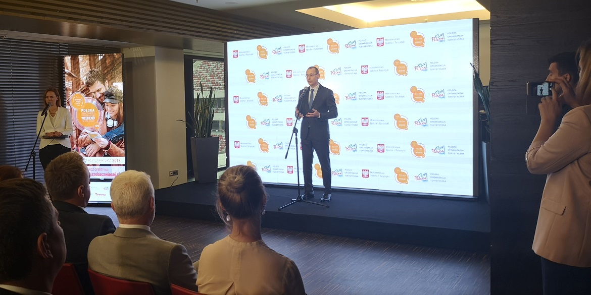 Prezes POT Robert Andrzejczyk na konferencji PZW