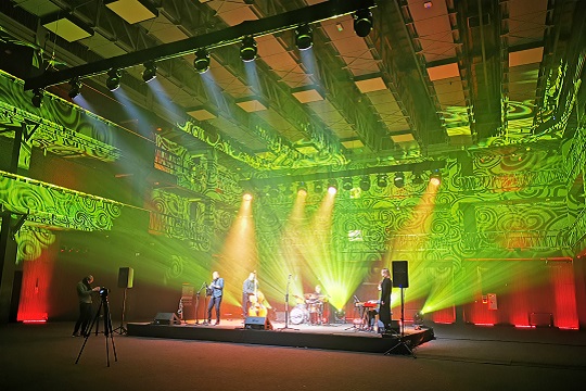 famLDZ4_540x360.jpg