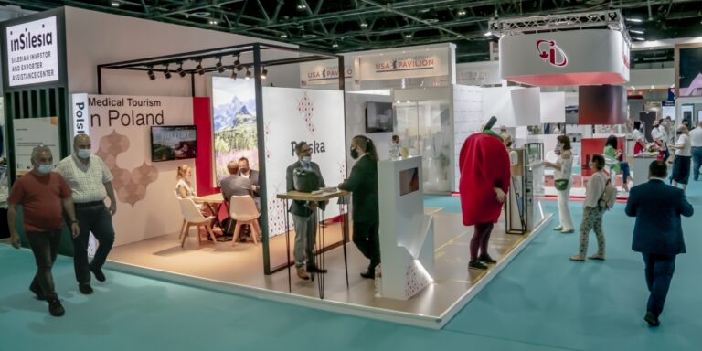 Polskie stoisko na targach Arab Health
