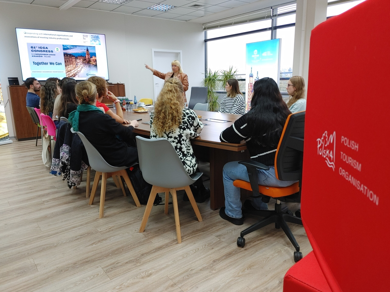 02a_POLANDCVB-ERASMUS-Warsaw.jpg
