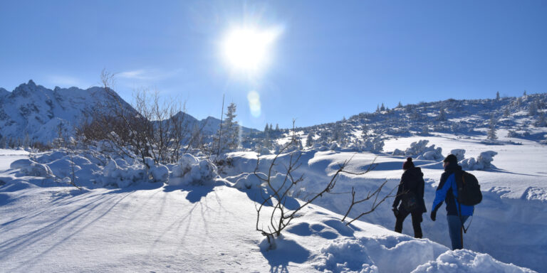 Turysci_na_szlakach_Tatry_w_Dolinie_Gasienicowej_15.jpg