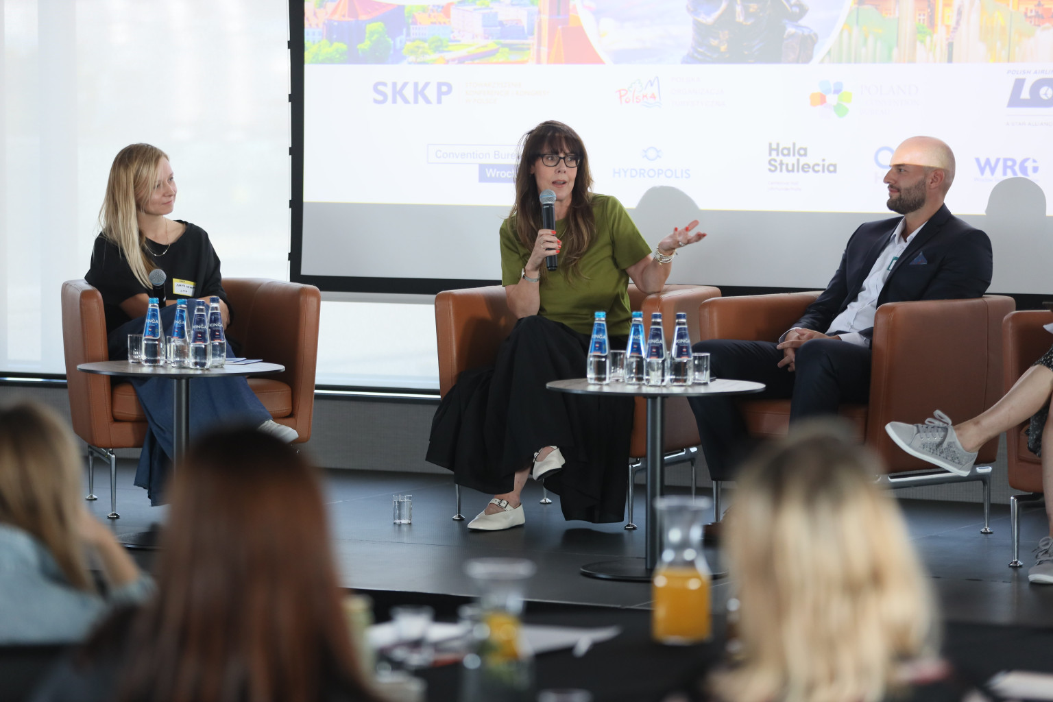 Panel dyskusyjny ESG – środowisko, społeczeństwo, ład korporacyjny w praktyce Panel dyskusyjny ESG – środowisko, społeczeństwo, ład korporacyjny w praktyce