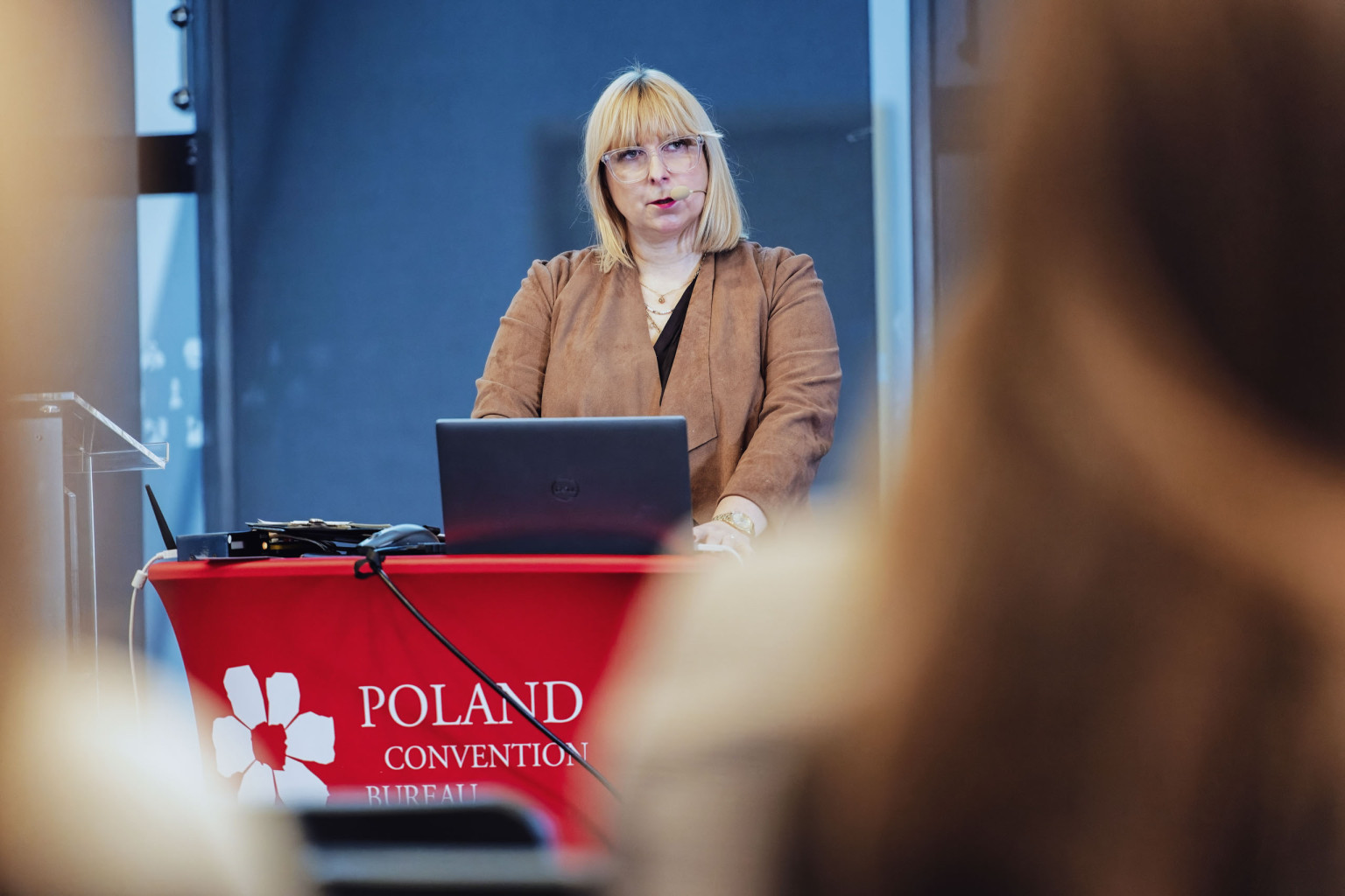 ksiazek-aneta-polska-organizacja-turystyczna-polandcvb.jpg ksiazek-aneta-polska-organizacja-turystyczna-polandcvb.jpg