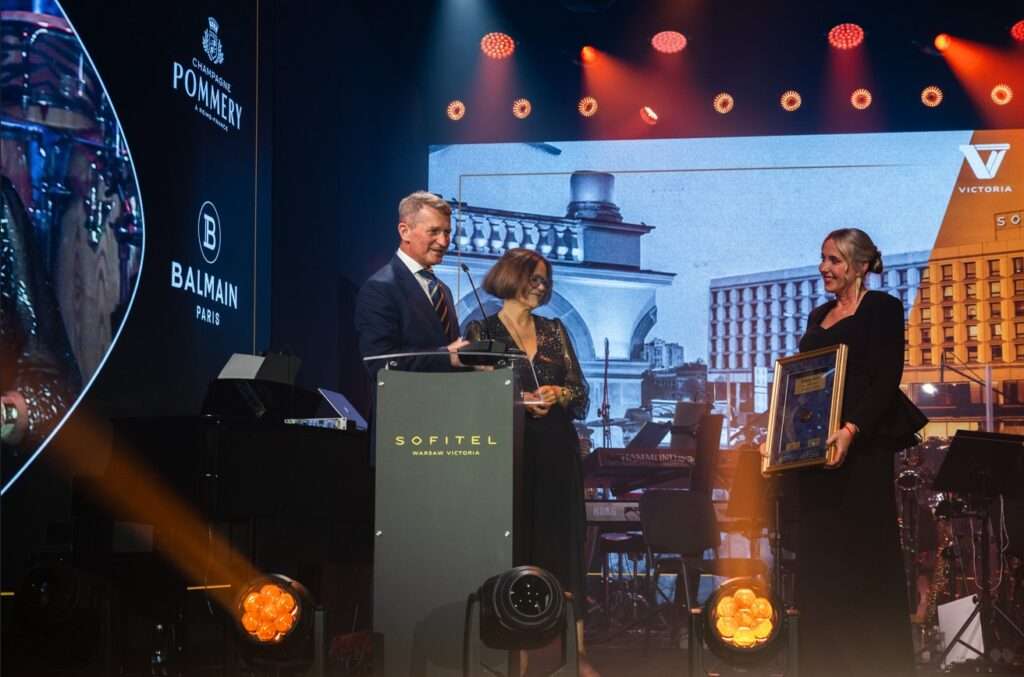 bursztynowy splendor polska organizacja turystyczna sofitel victoria warszawa